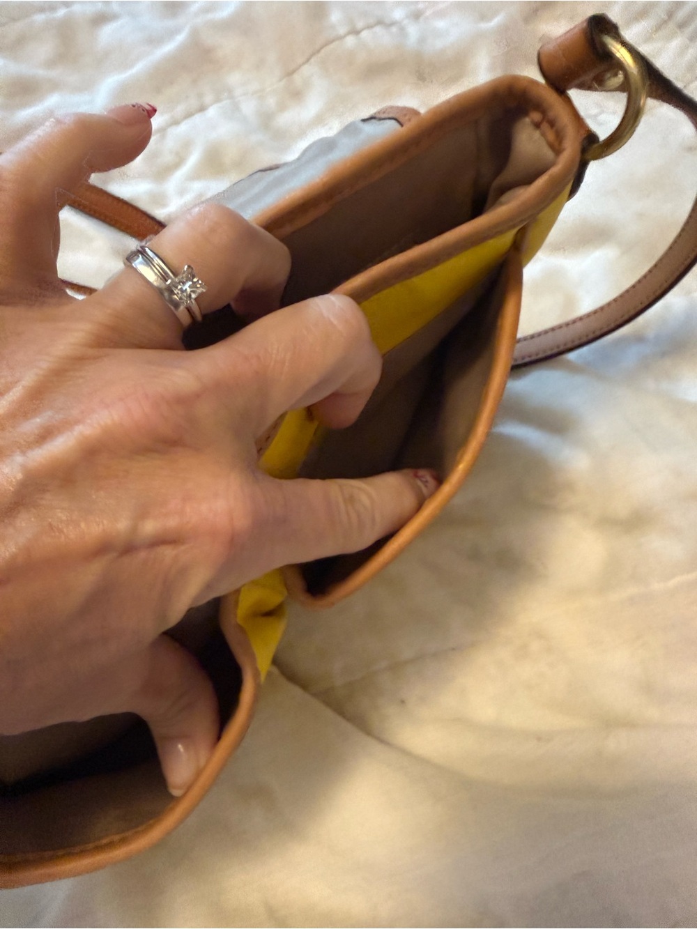 Coach shoulder purse - Picture 5 of 8